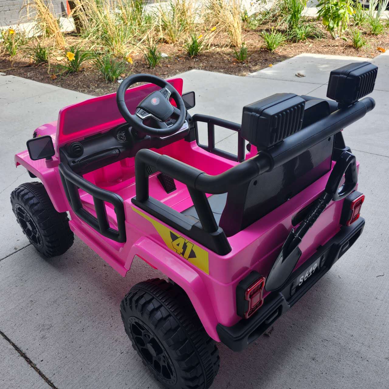 2025 S619 12V Electric Kids Ride On Jeep Wrangler Truck Pink